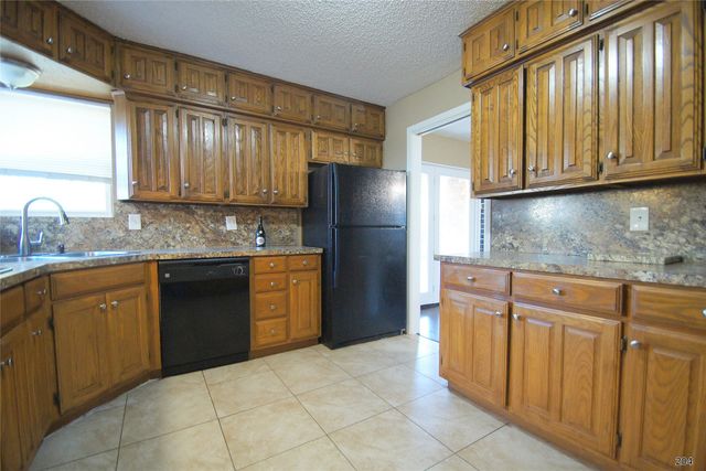 1106 Atlanta Drive, Garland, TX 75041