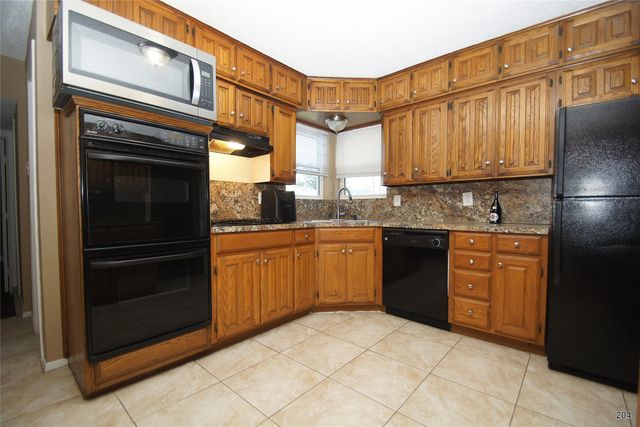 1106 Atlanta Drive, Garland, TX 75041