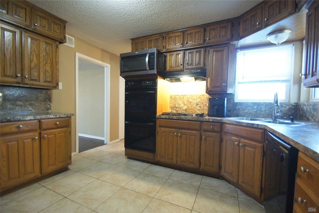 1106 Atlanta Drive, Garland, TX 75041