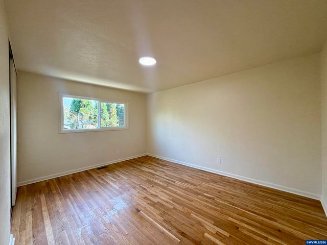 778 Browning Av S, Salem, OR 97302