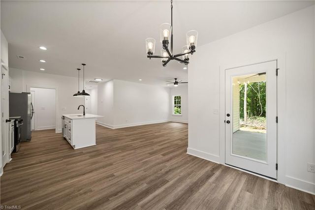 1649 Ralee Drive, Winston-salem, NC 27127