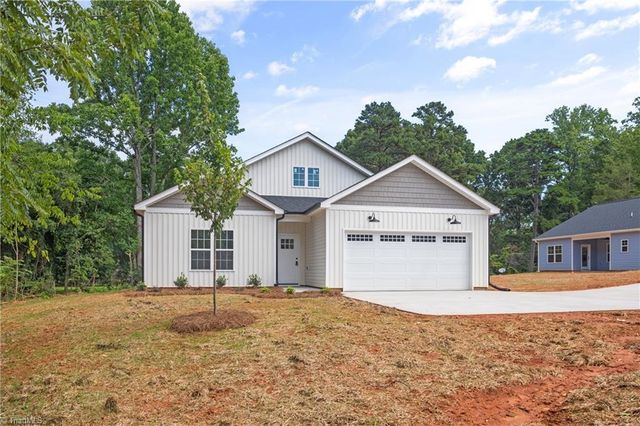 1649 Ralee Drive, Winston-salem, NC 27127