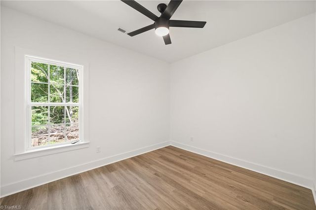 1649 Ralee Drive, Winston-salem, NC 27127
