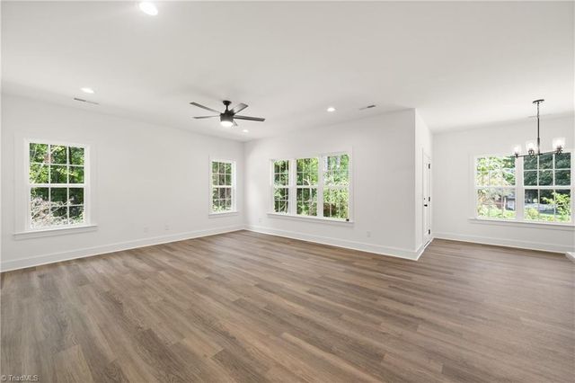 1649 Ralee Drive, Winston-salem, NC 27127