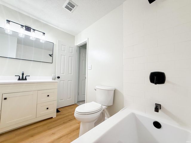 23088 Janiper Drive, Elkhart, IN 46517