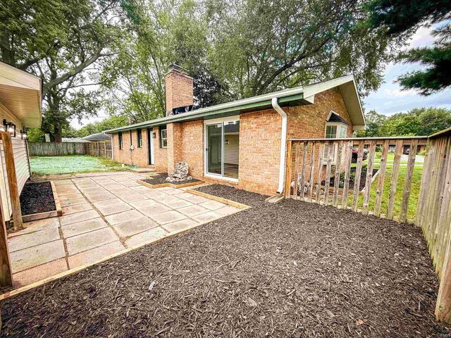 23088 Janiper Drive, Elkhart, IN 46517