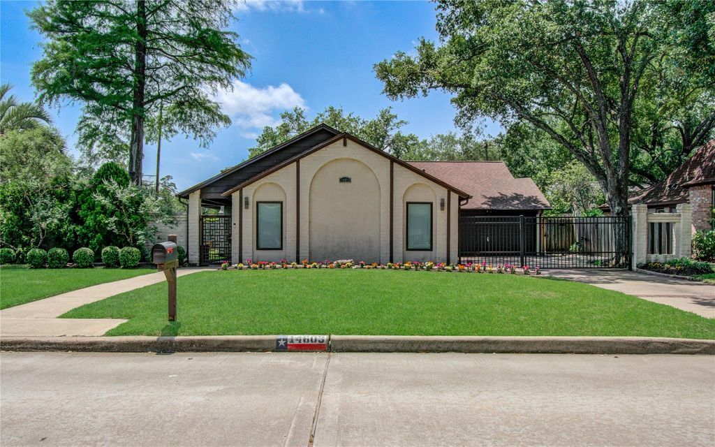 14603 Carolcrest Drive, Houston, TX 77079