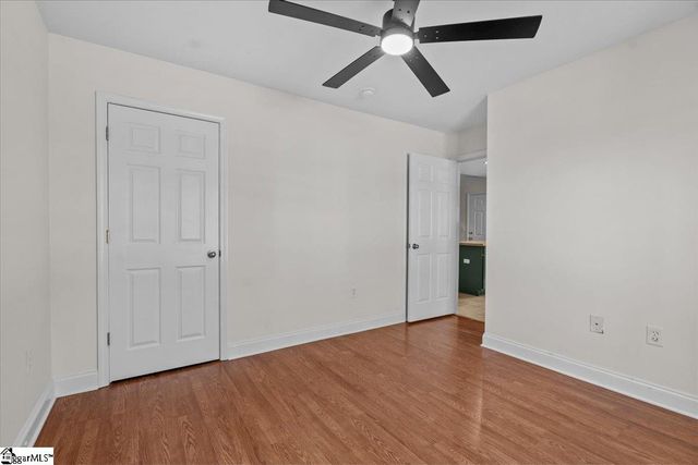 320 Oak Knoll Court, Seneca, SC 29678