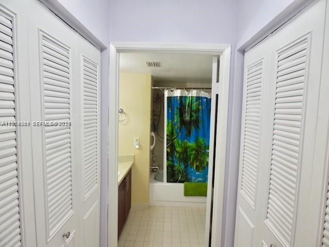 6272 NW 186th St 114, Hialeah, FL 33015