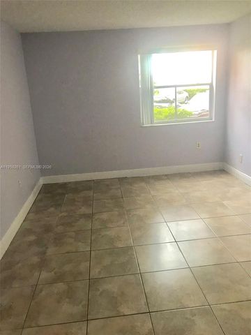 6272 NW 186th St 114, Hialeah, FL 33015