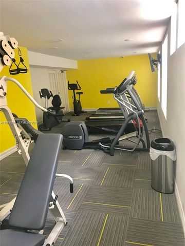 6272 NW 186th St 114, Hialeah, FL 33015