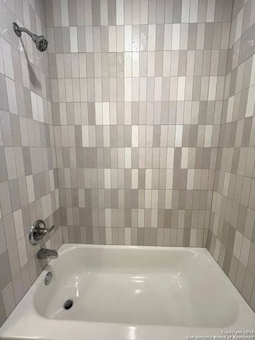 706 Evergreen Ct, San Antonio, TX 78212