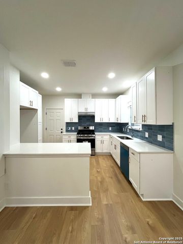 706 Evergreen Ct, San Antonio, TX 78212