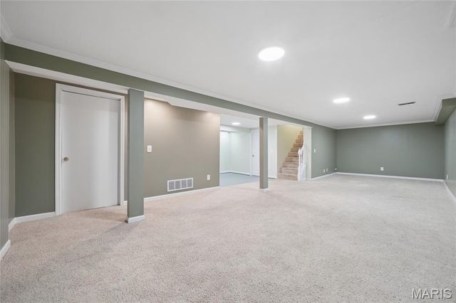 922 Chula Drive, Hazelwood, MO 63042