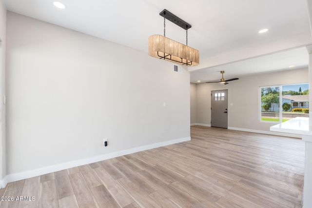 515 W HAZELWOOD Street, Phoenix, AZ 85013