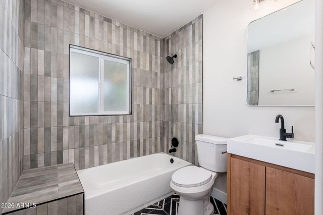 515 W HAZELWOOD Street, Phoenix, AZ 85013