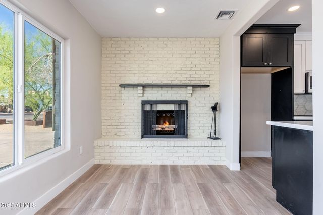515 W HAZELWOOD Street, Phoenix, AZ 85013