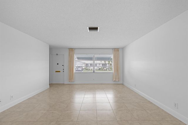 1714 SW 19th Drive, Boynton Beach, FL 33426