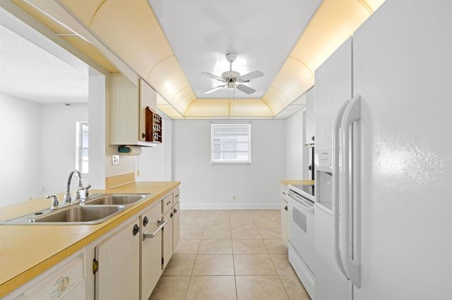1714 SW 19th Drive, Boynton Beach, FL 33426