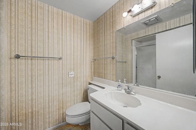 10021 W Thunderbird Boulevard, Sun City, AZ 85351