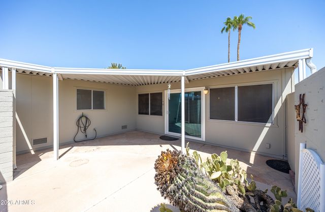10021 W Thunderbird Boulevard, Sun City, AZ 85351