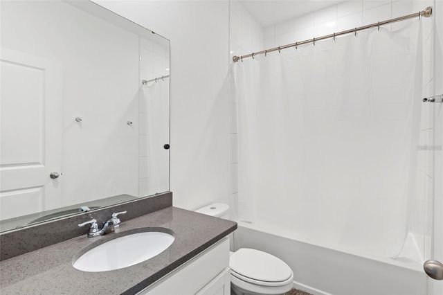 5435 LOS ROBLES COURT, Palmetto, FL 34221