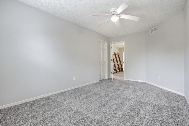 676 Theron Court, Pickerington, OH 43147