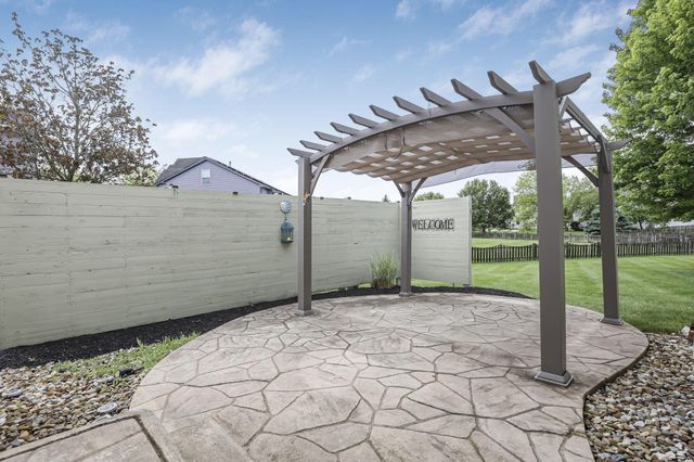 676 Theron Court, Pickerington, OH 43147