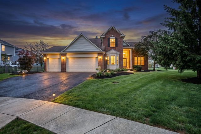 676 Theron Court, Pickerington, OH 43147