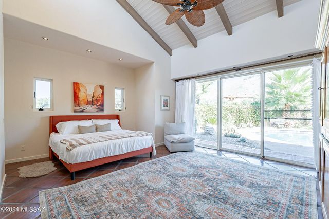 7231 E Desert Moon Loop, Tucson, AZ 85750