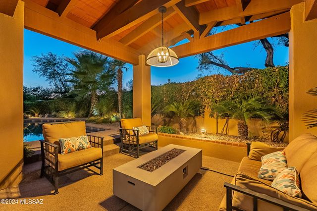 7231 E Desert Moon Loop, Tucson, AZ 85750