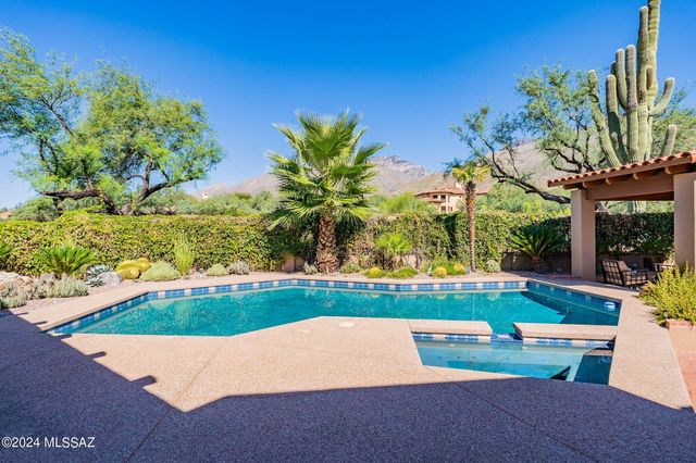 7231 E Desert Moon Loop, Tucson, AZ 85750