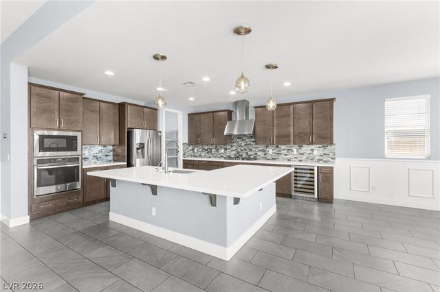 9675 Skye Cliff Avenue, Las Vegas, NV 89166