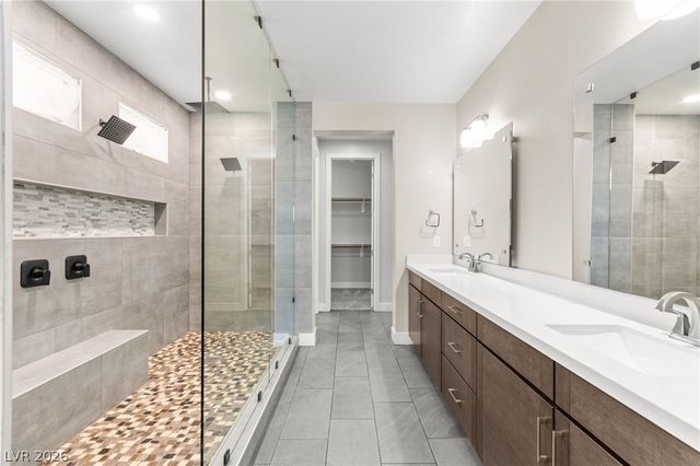 9675 Skye Cliff Avenue, Las Vegas, NV 89166