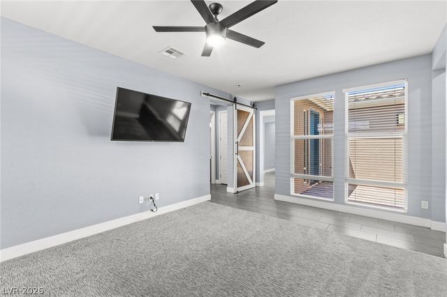 9675 Skye Cliff Avenue, Las Vegas, NV 89166