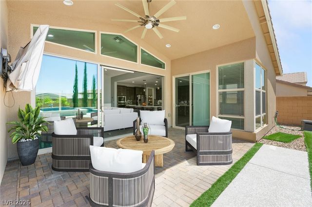 9675 Skye Cliff Avenue, Las Vegas, NV 89166