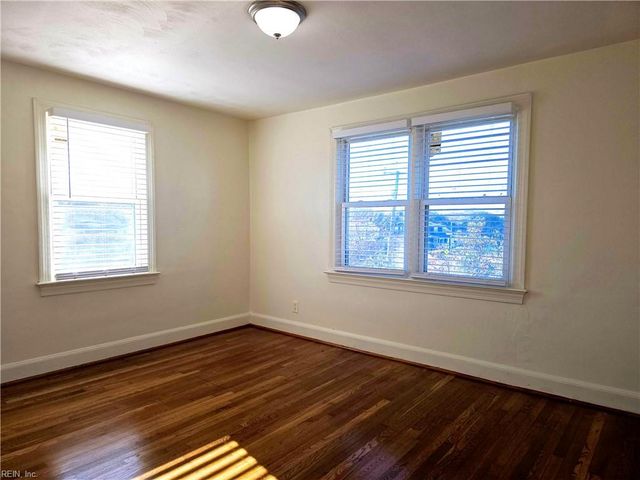 2012 E Ocean View Ave Apt 3, Norfolk, VA 23503