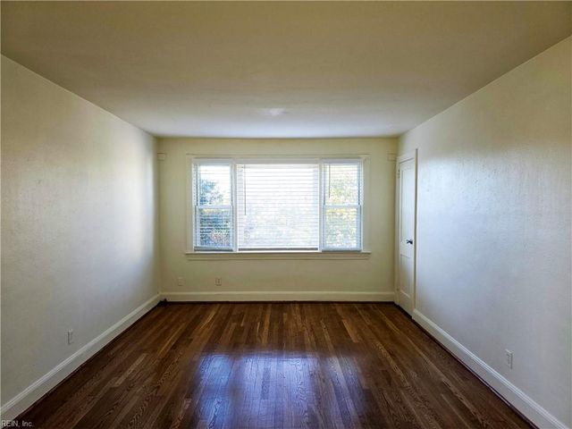 2012 E Ocean View Ave Apt 3, Norfolk, VA 23503