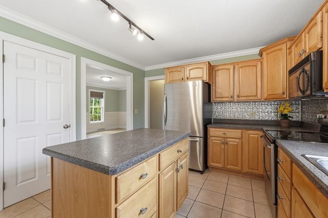 35 Alvord Street, South Hadley, MA 01075
