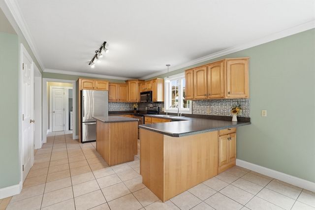 35 Alvord Street, South Hadley, MA 01075