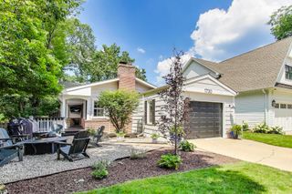 1730 Elm Avenue, Northbrook, IL 60062