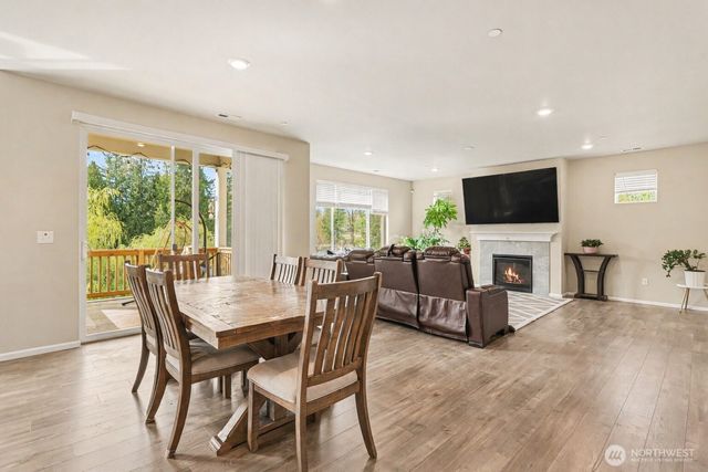 7913 39th Place NE, Marysville, WA 98270