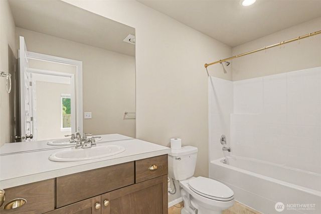 7913 39th Place NE, Marysville, WA 98270