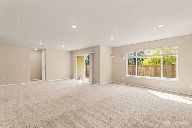 7913 39th Place NE, Marysville, WA 98270