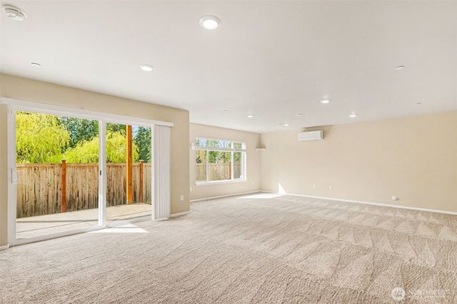 7913 39th Place NE, Marysville, WA 98270