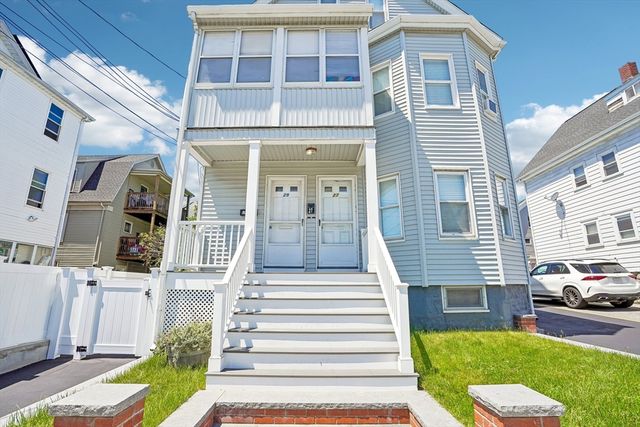 29 Harvey St, Everett, MA 02149