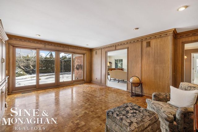 286 Grosse Pointe Boulevard, Grosse Pointe Farms, MI 48236