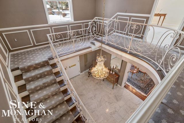 286 Grosse Pointe Boulevard, Grosse Pointe Farms, MI 48236