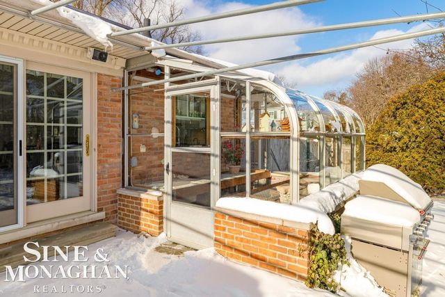 286 Grosse Pointe Boulevard, Grosse Pointe Farms, MI 48236