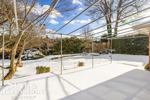 286 Grosse Pointe Boulevard, Grosse Pointe Farms, MI 48236